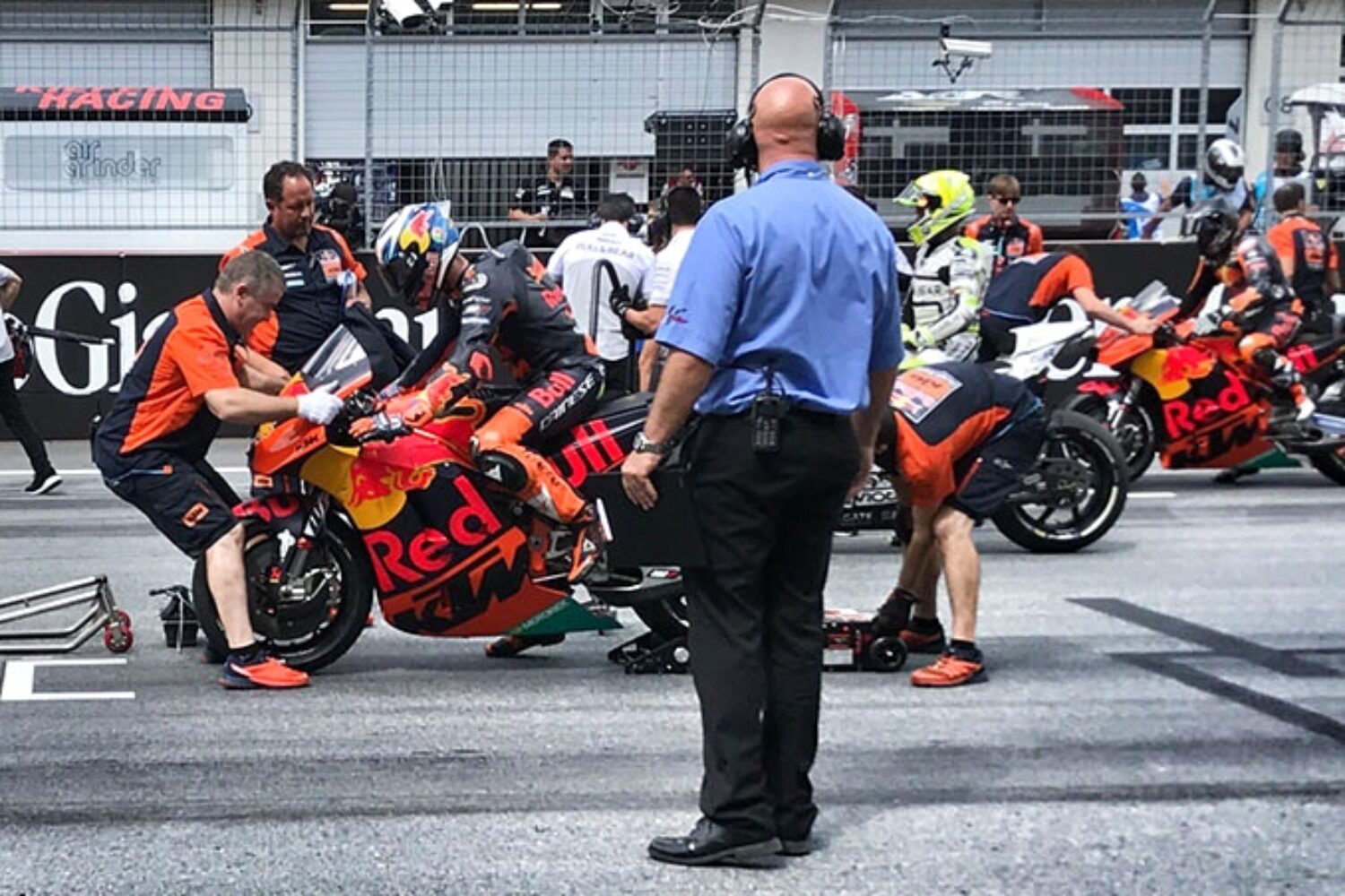 Red Bull KTM Factory Racing | Photo: Armin Hoyer - arminonbike.com