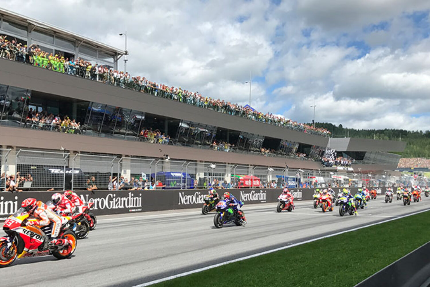 Start MotoGP Austria | Photo: Armin Hoyer - armiinonbike.com