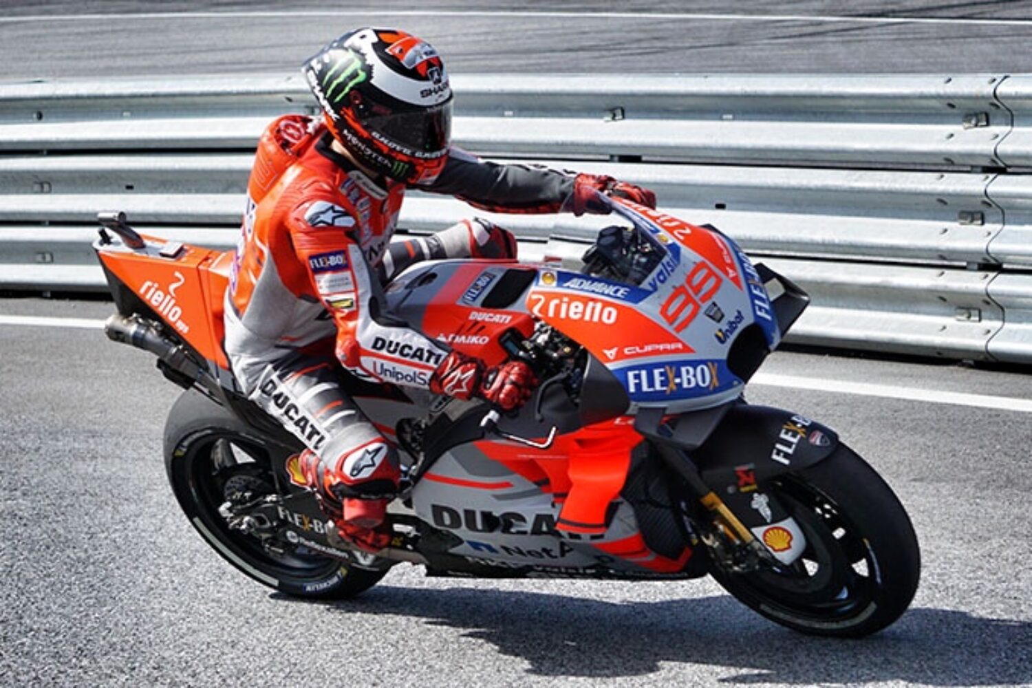 Jorge Lorenzo MotoGP Warm Up | Photo: Armin Hoyer - arminonbike.com