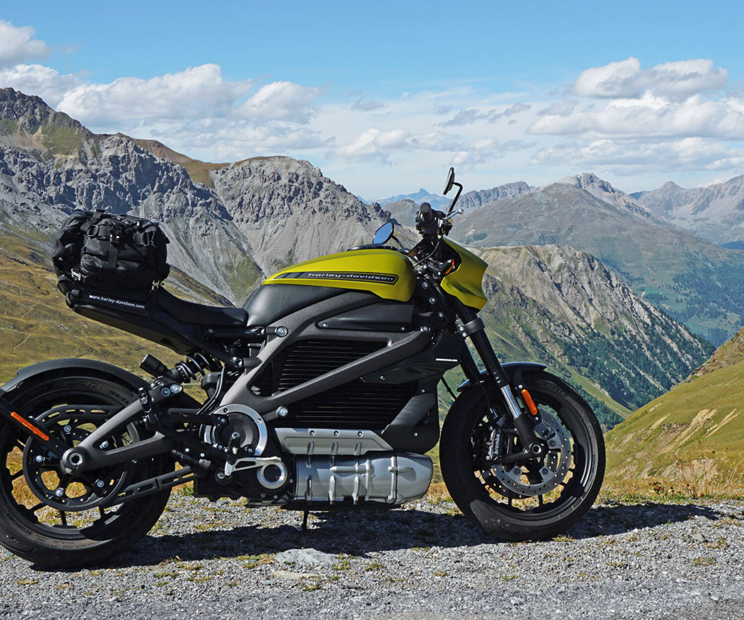 Harley-Davidson LiveWire at Umbrail Pass | Photo: Armin Hoyer