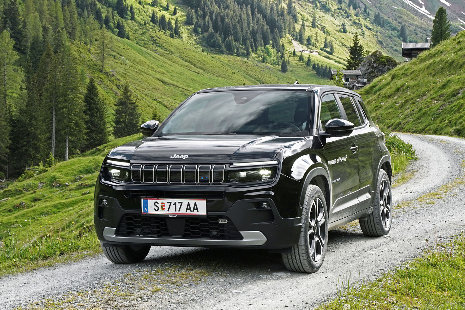 Jeep Avenger Elektro in den Kitzbühler Alpen im Test